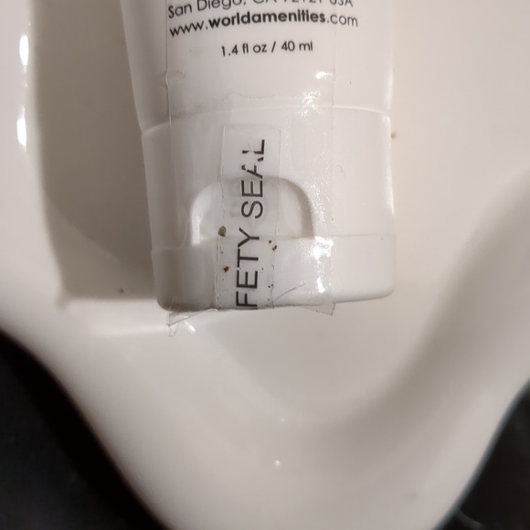 Body Lotion - Picture 3 of 3